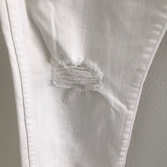 Gap Slim Straight Distressed Jeans White Size 29 - Picture 4 of 12